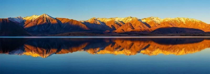 Lake Heron at dusk with reflection in lake